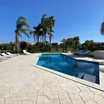 Kwatera prywatna Ada Pool *