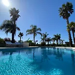 Kwatera prywatna Ada Pool *