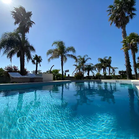 Ada Pool *