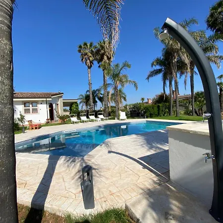 Ada Pool * וגלי
