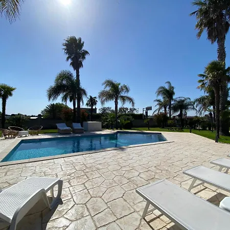 Ada Pool Ubytování v soukromí Veglie