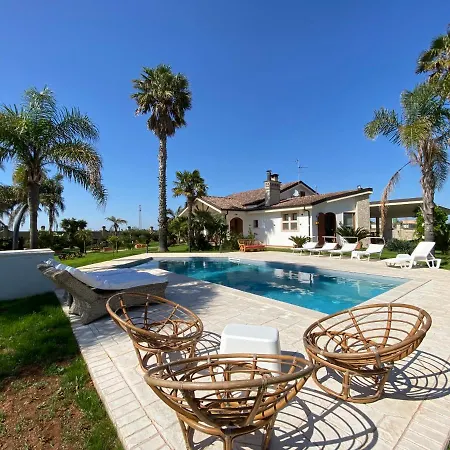 Ada Pool Ubytování v soukromí Veglie