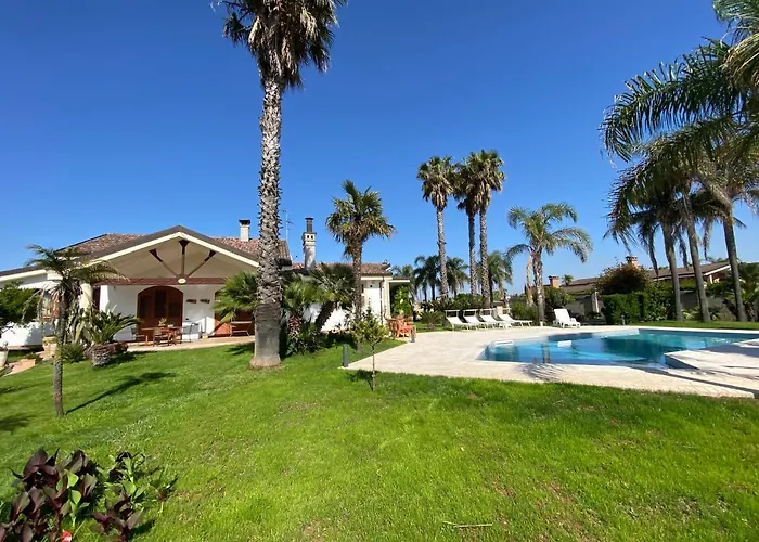 منزل للإقامة Ada Pool